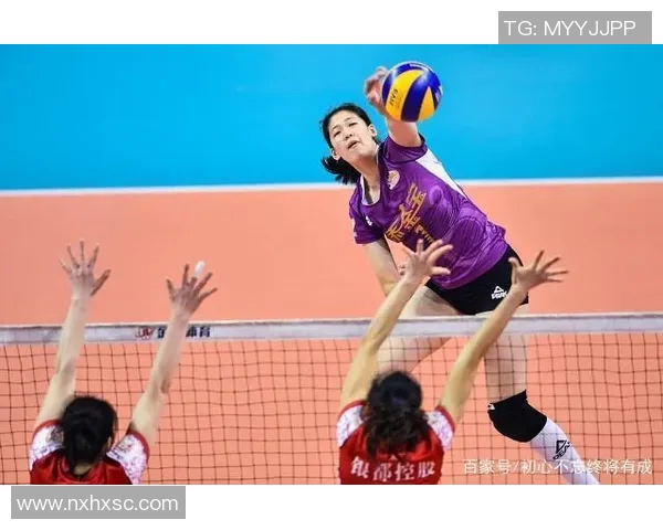 成都排球队的节奏分析与战术调整对比赛结果的影响探讨 成都排球队的节奏分析与战术调整对比赛结果的影响探讨