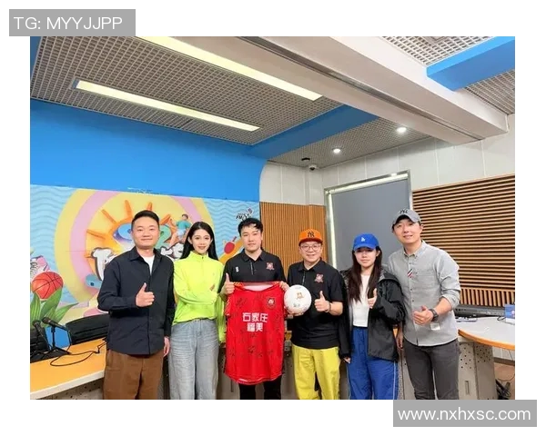 楠木铺足球明星队携手共创辉煌赛季展现青春活力与团队精神