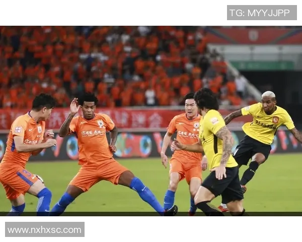 深圳足球队强势领跑杯赛积分榜61分稳居第一