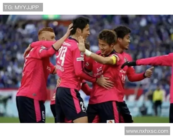 成都足球队在钻石联赛中的崛起与成长历程全景回顾 成都足球队在钻石联赛中的崛起与成长历程全景回顾